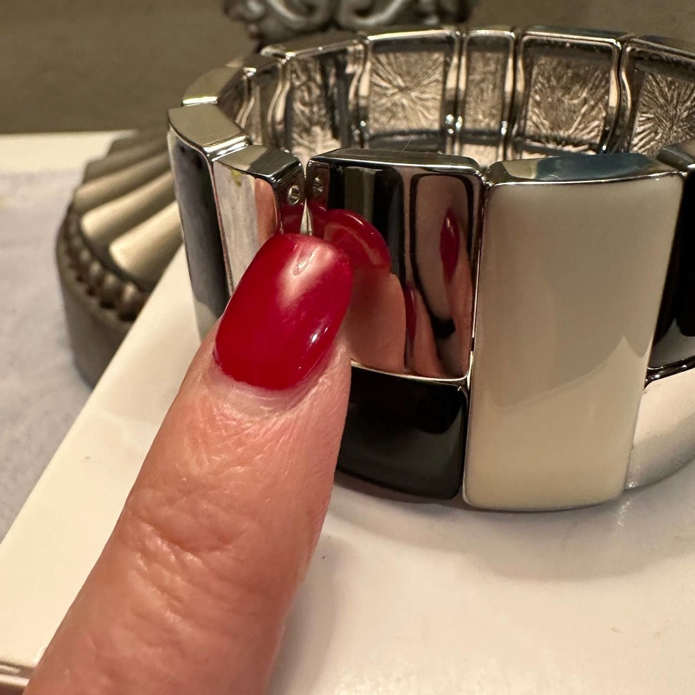 My Moon Stretch Bracelet - Picture 7 of 8